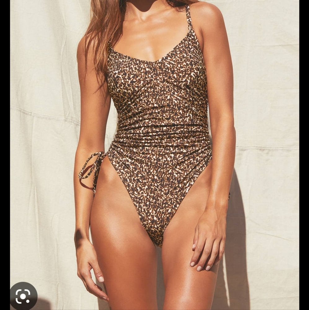 LIKE NEW Lulus Let's Get Sunny Cream Multi Print Adjustable One Piece Swimsuit